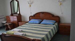 Гостевой дом Guesthouse Valli Геленджик Номер "Стандарт"-8